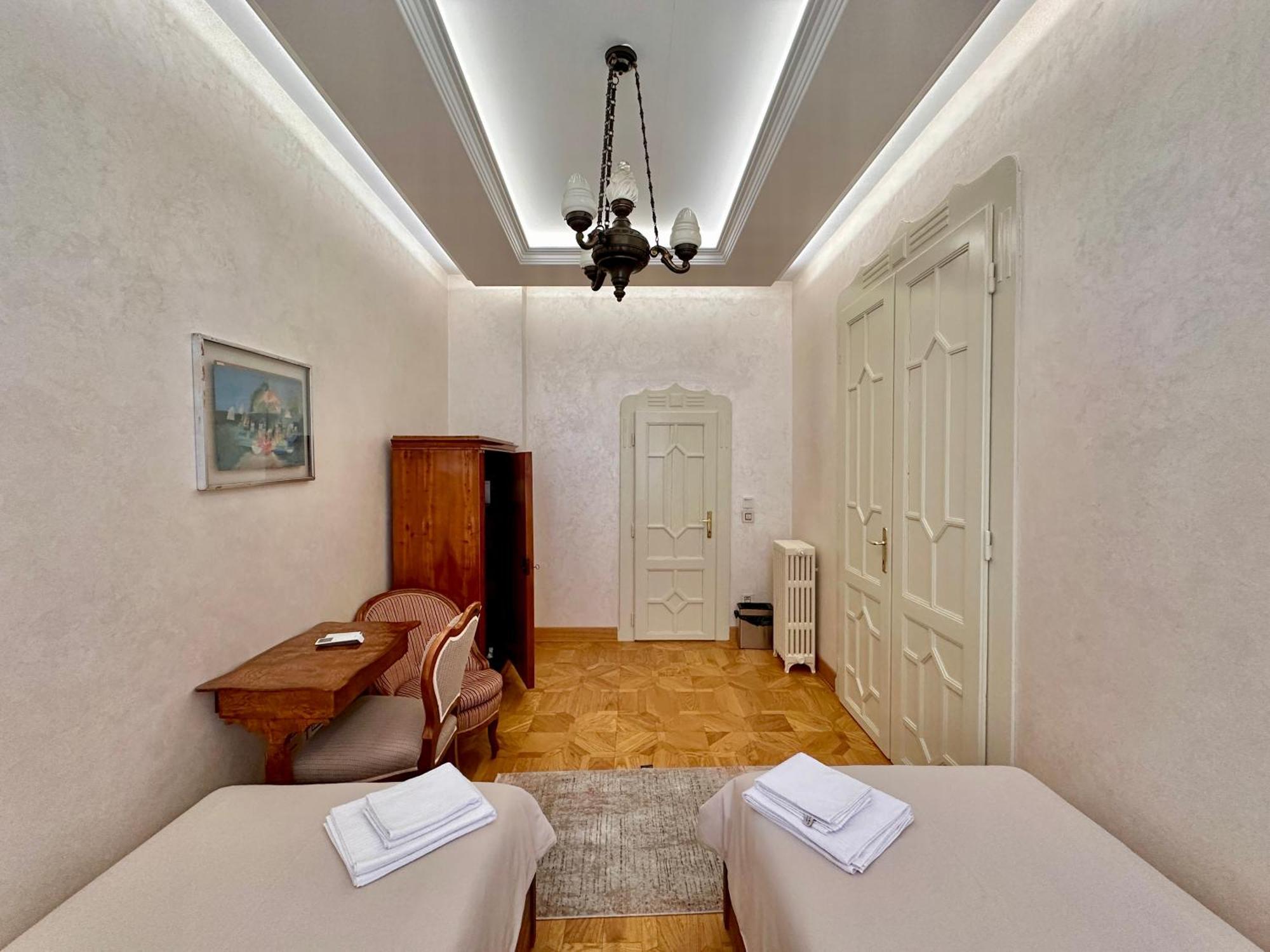 Djuras Residence In The Center Of เบลเกรด ภายนอก รูปภาพ